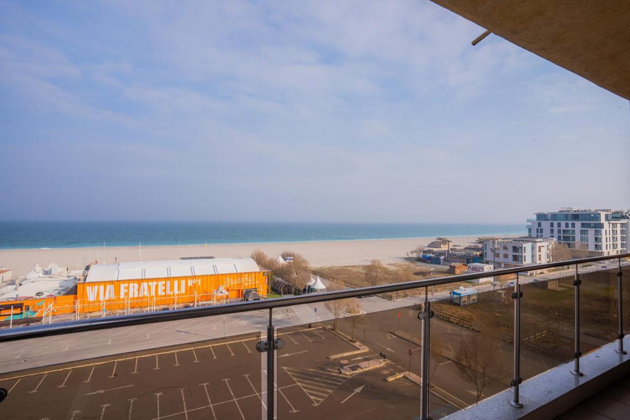 Summerland Sea-View Luxury Apartment Мамая Экстерьер фото