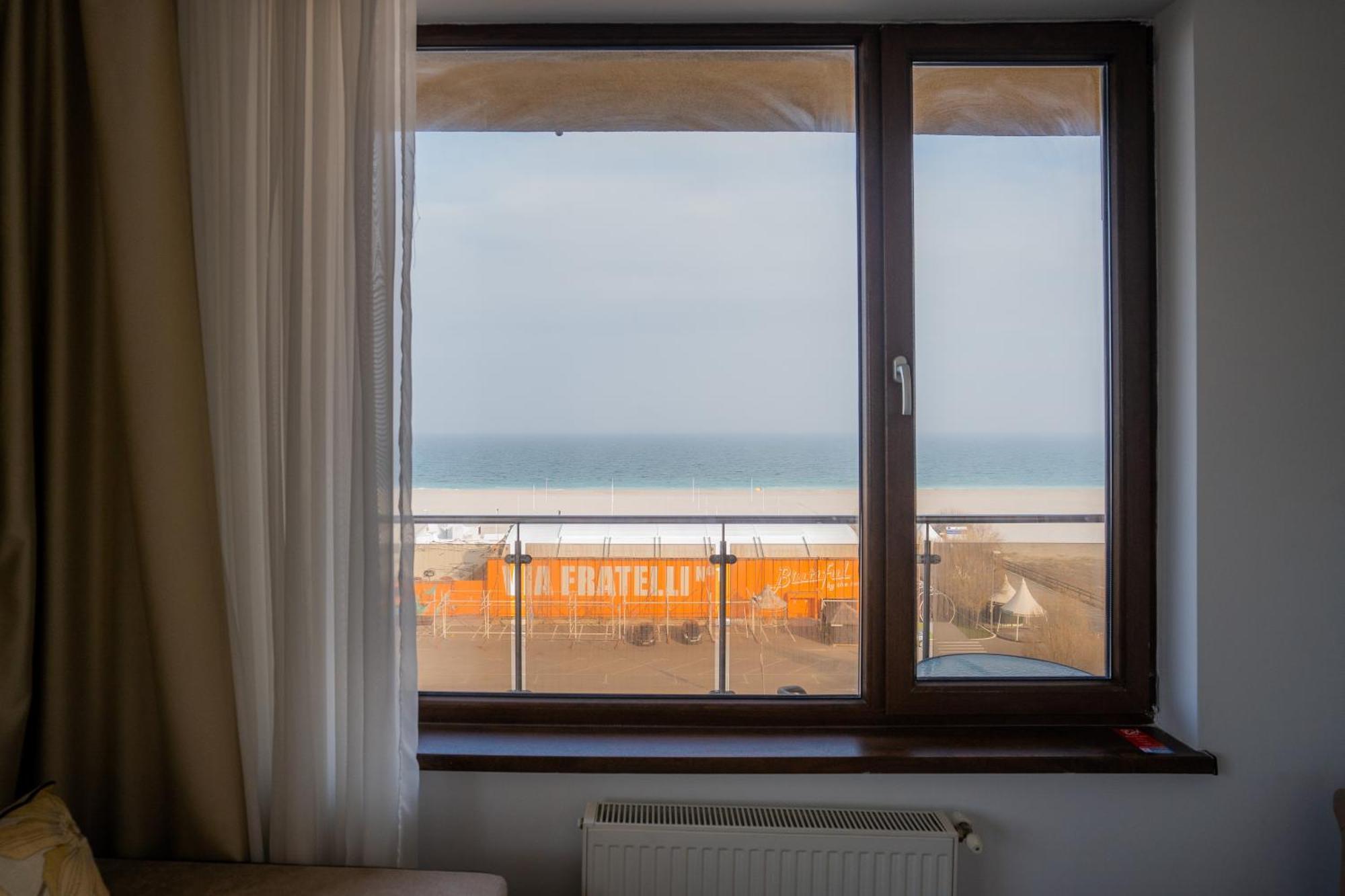 Summerland Sea-View Luxury Apartment Мамая Экстерьер фото